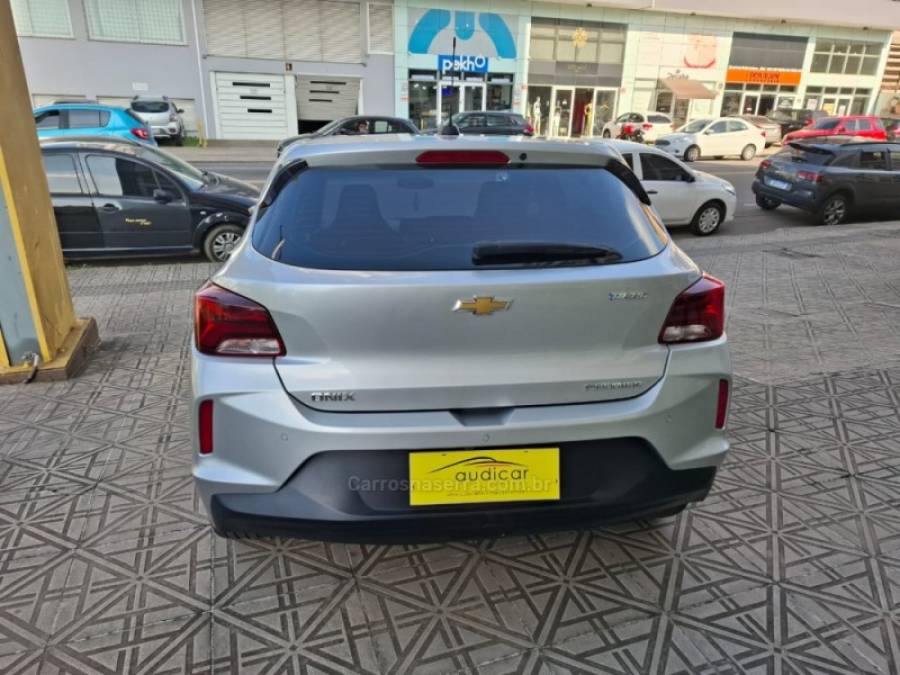 CHEVROLET - ONIX - 2020/2021 - Prata - Sob Consulta