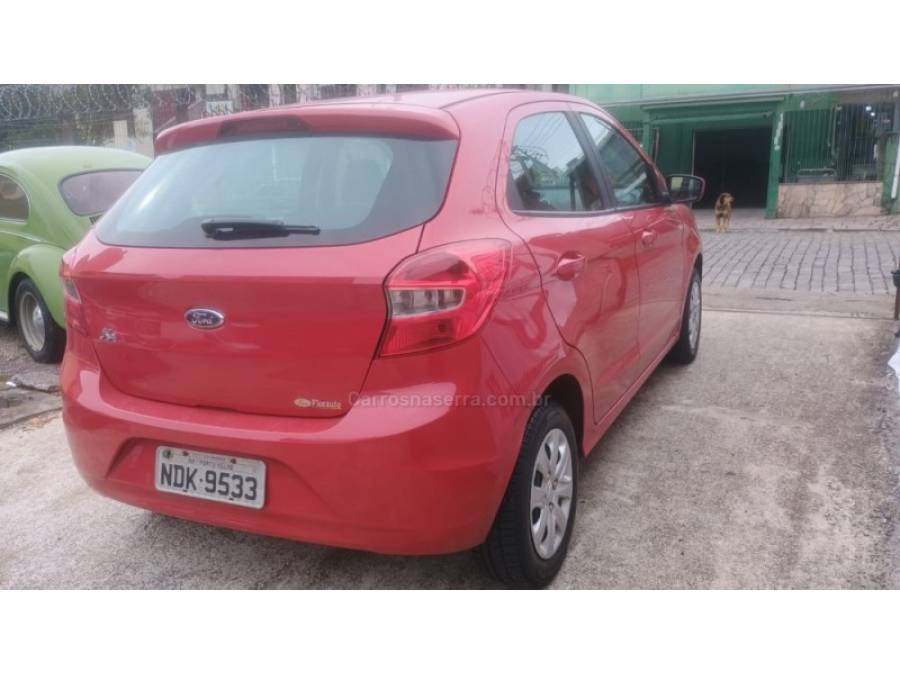 FORD - KA + - 2017/2018 - Vermelha - R$ 43.900,00