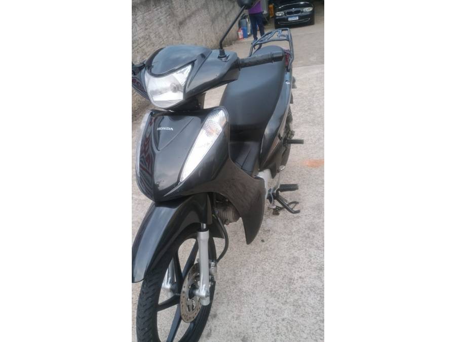 HONDA - BIZ 125 - 2011/2012 - Cinza - R$ 11.000,00