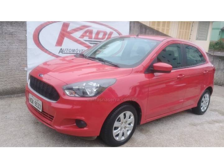 FORD - KA + - 2017/2018 - Vermelha - R$ 43.900,00