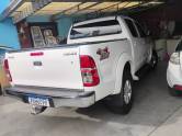 TOYOTA - HILUX - 2015/2015 - Branca - R$ 144.000,00
