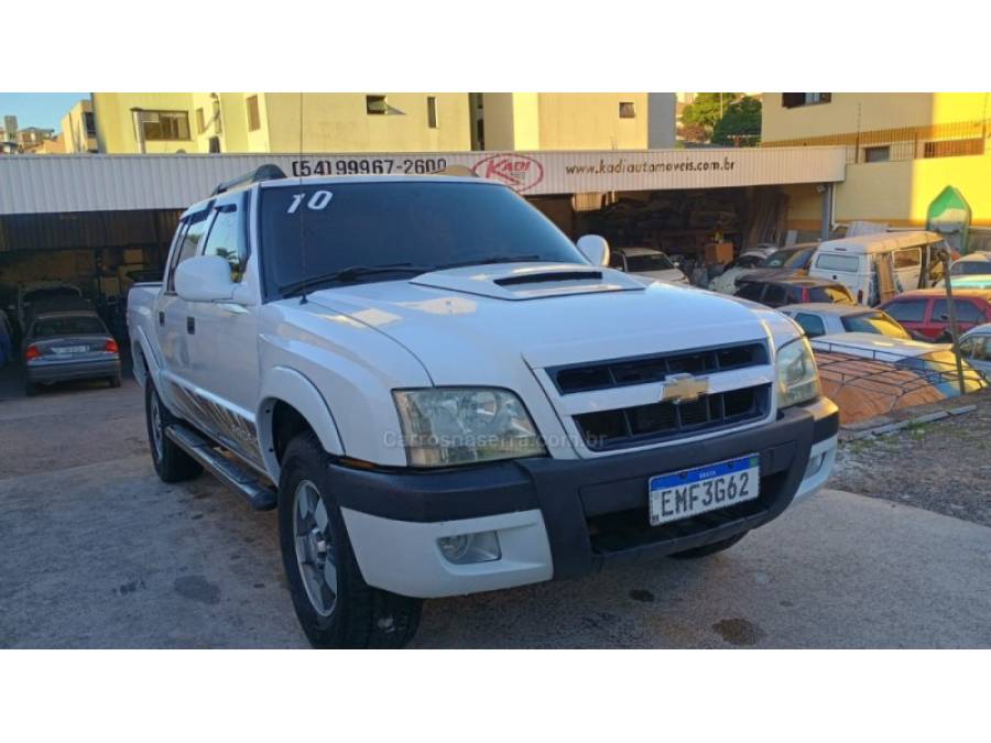 CHEVROLET - S10 - 2009/2010 - Branca - R$ 65.900,00