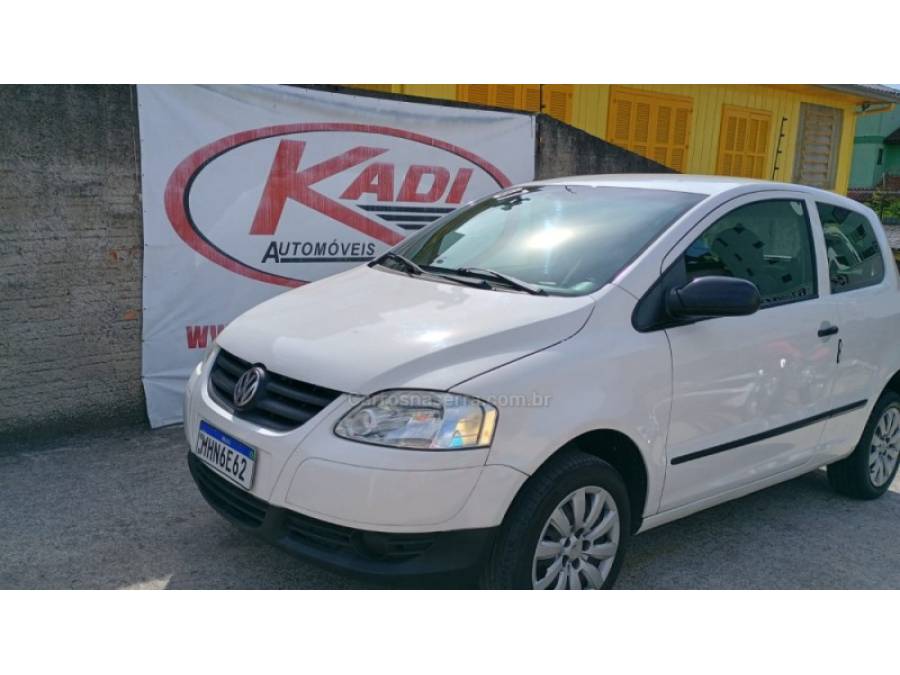VOLKSWAGEN - FOX - 2007/2007 - Branca - R$ 19.900,00