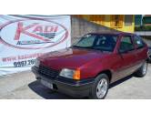 CHEVROLET - KADETT - 1994/1995 - Vermelha - R$ 15.900,00