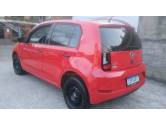 VOLKSWAGEN - UP - 2017/2018 - Dourada - R$ 46.900,00