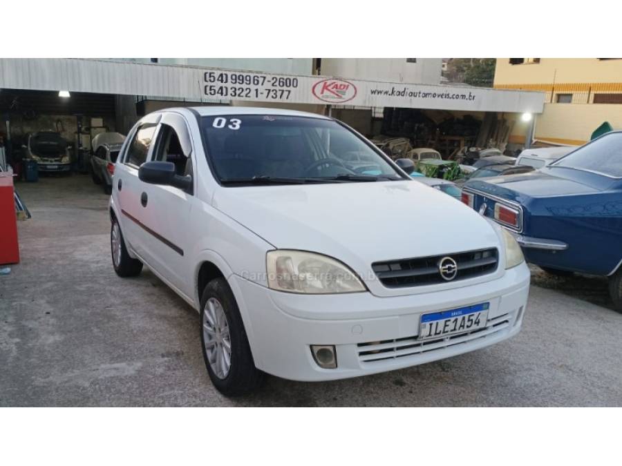 CHEVROLET - CORSA - 2003/2003 - Branca - R$ 16.800,00