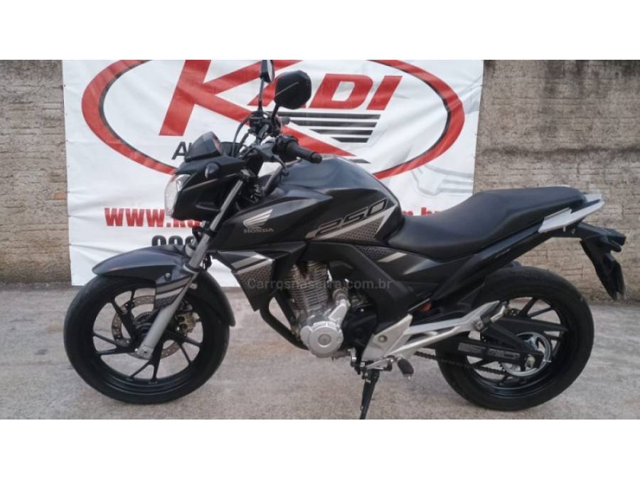 HONDA - CB 250F TWISTER - 2022/2022 - Cinza - R$ 21.900,00