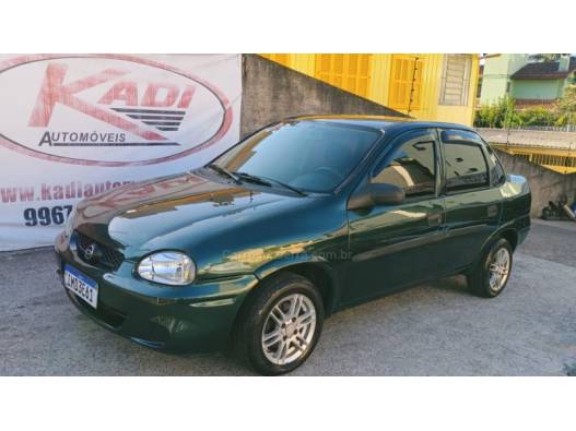 CHEVROLET - CORSA - 2005/2005 - Verde - R$ 21.000,00