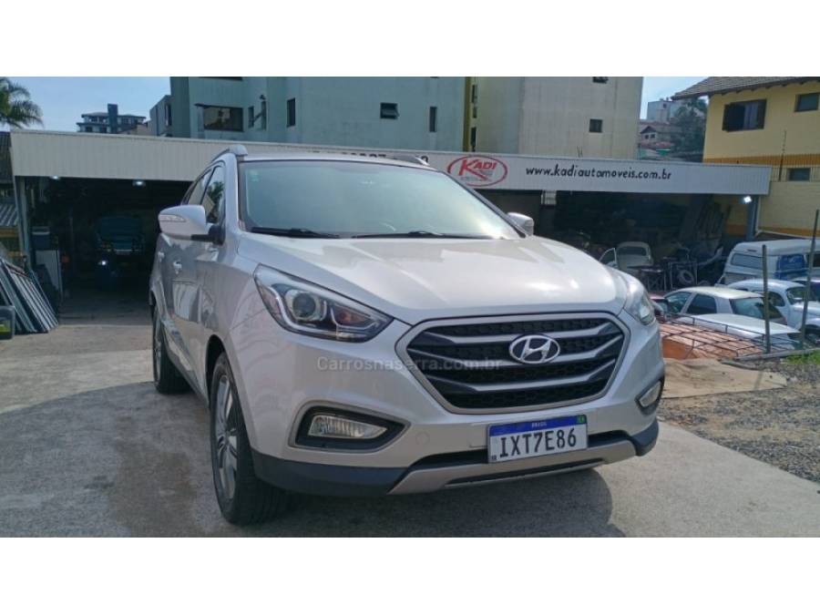 HYUNDAI - IX35 - 2017/2018 - Prata - R$ 86.900,00