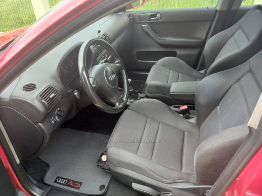 AUDI - A3 - 2006/2006 - Vermelha - R$ 42.000,00