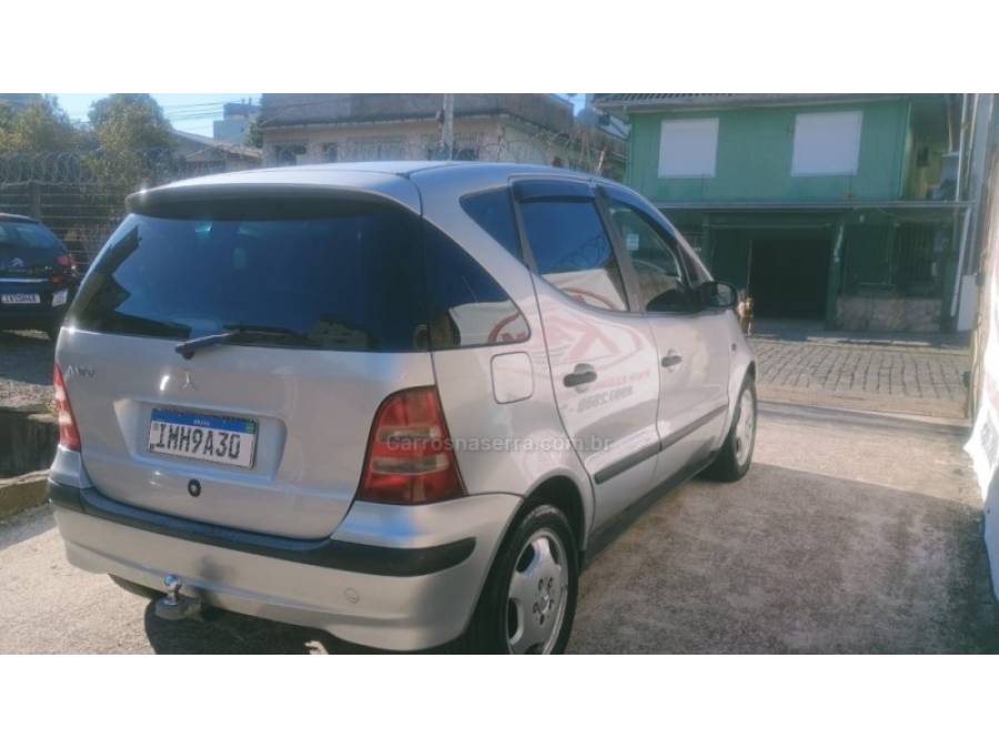 MERCEDES-BENZ - CLASSE A - 2005/2005 - Prata - R$ 18.900,00