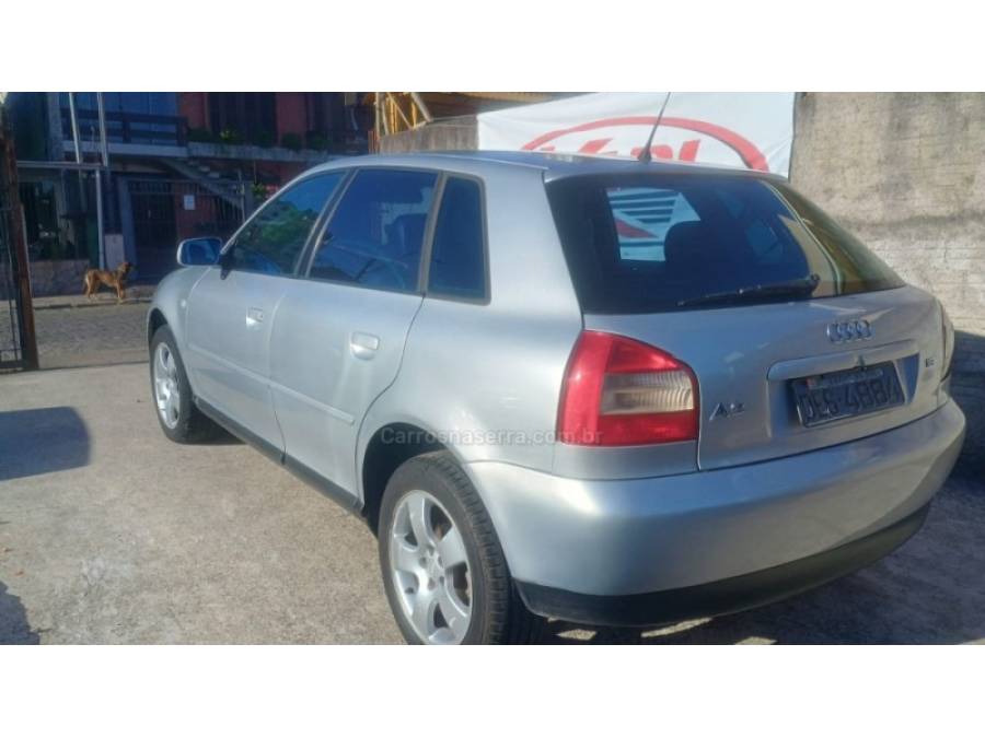 AUDI - A3 - 2001/2001 - Prata - R$ 23.900,00