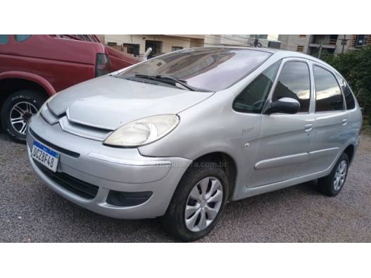 CITROËN - XSARA PICASSO - 2011/2011 - Prata - R$ 23.000,00
