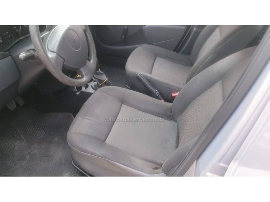 RENAULT - LOGAN - 2010/2010 - Bege - R$ 19.900,00